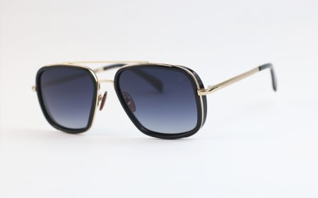 Best Contact Lenses, Computer Glasses & Eyewear Frames for Men in Pakistan