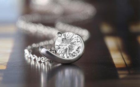 How to Get a Custom Engagement Ring from Vancouver Jewelers