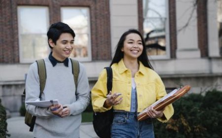 Your College Journey Starts Here: Expert College Admissions Counselor Services