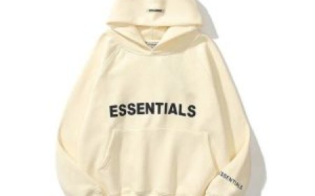 Essential Hoodie – Clean Lines, Everyday Appeal